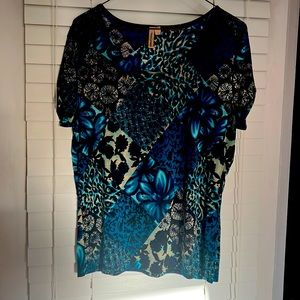 Susan Lawrence tropical leopard blue small sleeve blouse top